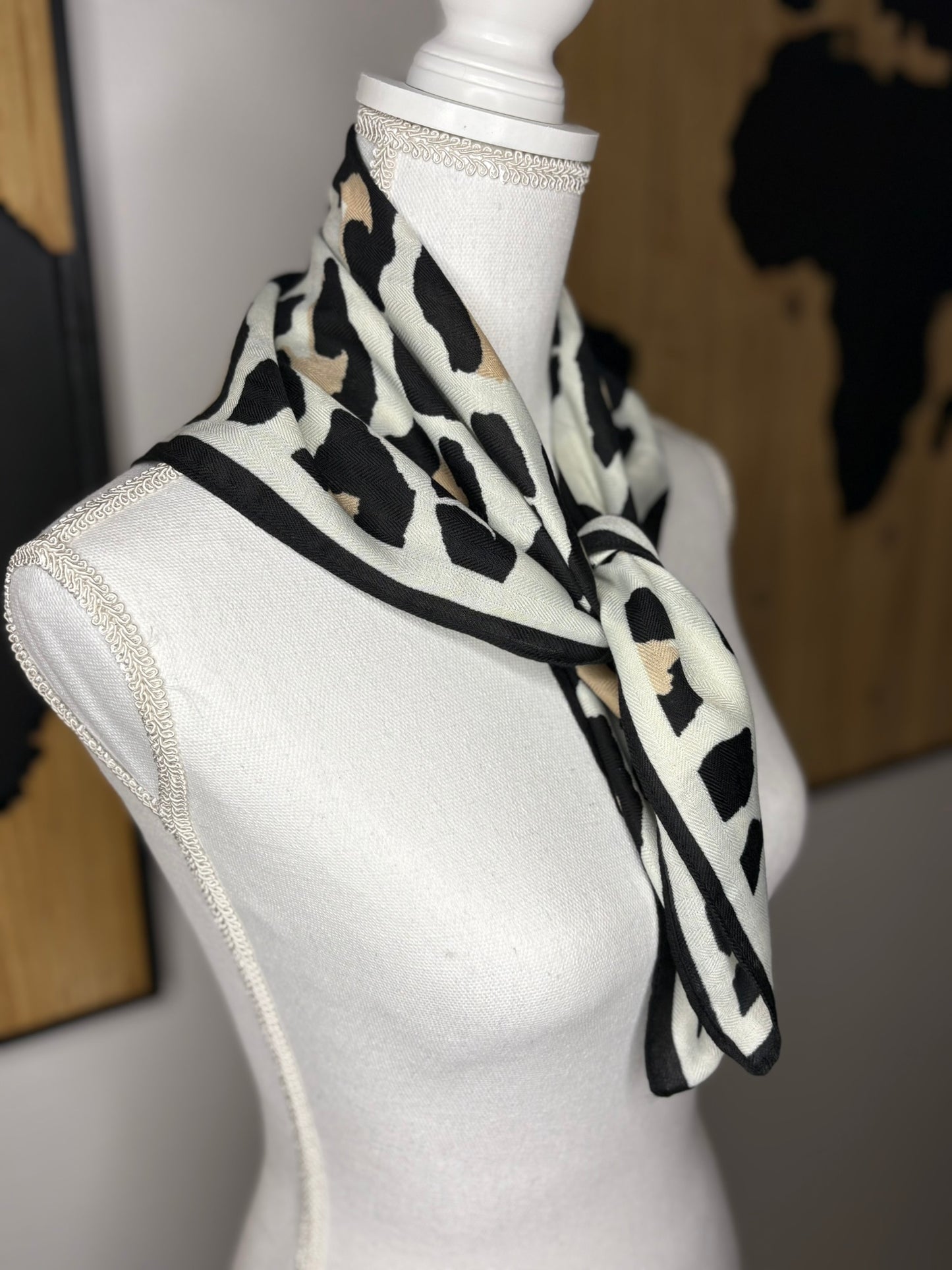 FOULARD LEONA